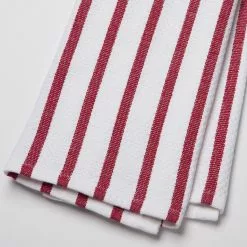 Danica Brands Now Designs By Danica Basketweave Dishtowel | Carmine -Dinnerware Shop 140475 now designs basketweave dishtowel carmine am3