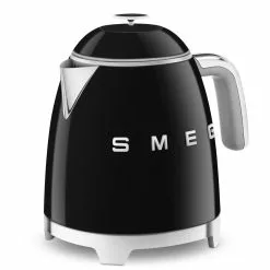 SMEG Mini Electric Kettle | Black -Dinnerware Shop ketblack3