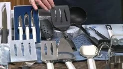 Rada Cutlery Serrated Pie Server | Silver -Dinnerware Shop maxresdefault 124 39