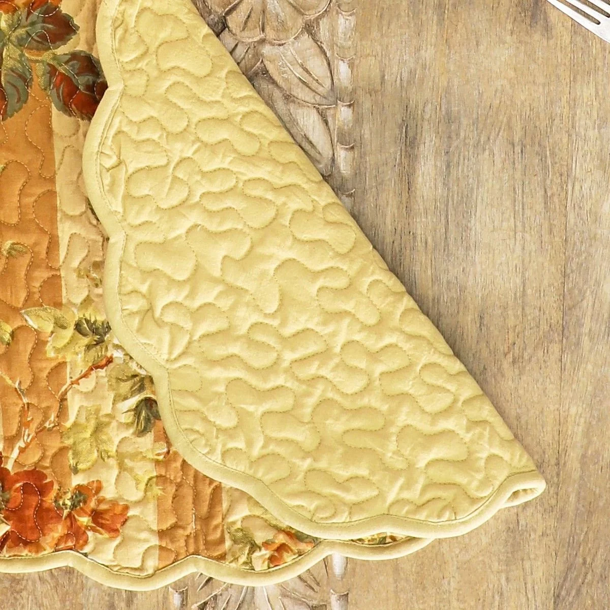 April Cornell Sonata Stripe Quilted Placemat (Set Of 4) | Gold 5 April Cornell Sonata Stripe Quilted Placemat (Set Of 4) | Gold - Image 3