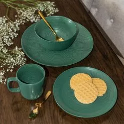 Everything Kitchens Modern Colorful Neutrals - Rippled 6" Bowls (Set Of 4) - Matte | Green -Dinnerware Shop rippled lifestyle squares 0000 ek modern ripple lifestyles 3084 4
