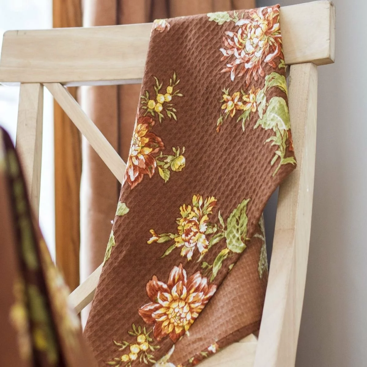 April Cornell Dahlia Days Tea Towel (Set Of 2) | Café 5 April Cornell Dahlia Days Tea Towel (Set Of 2) | Café - Image 3